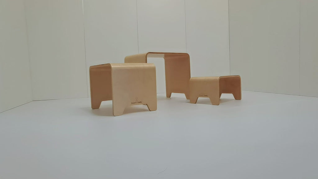 kids playing with Montessori table stool set of natural wood 